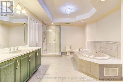 212 Burns Boulevard, King, ON - Indoor Photo Showing Bathroom