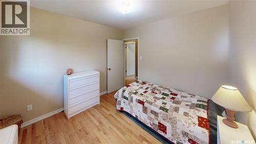 2902 Lacon Street, Regina, SK - Indoor Photo Showing Bedroom