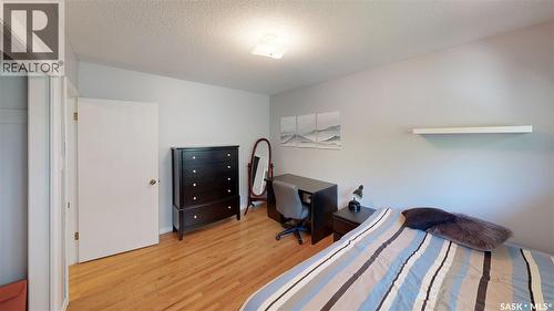 2902 Lacon Street, Regina, SK - Indoor Photo Showing Bedroom