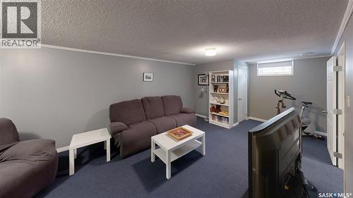 2902 Lacon Street, Regina, SK - Indoor