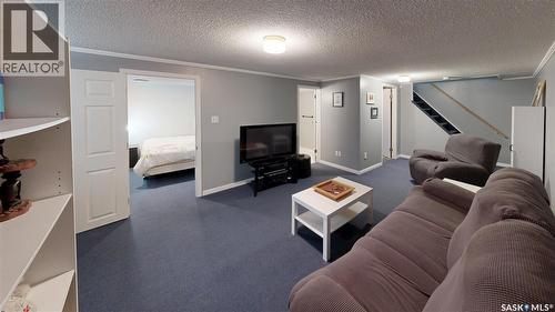 2902 Lacon Street, Regina, SK - Indoor Photo Showing Living Room