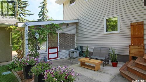 2902 Lacon Street, Regina, SK - Outdoor With Deck Patio Veranda With Exterior