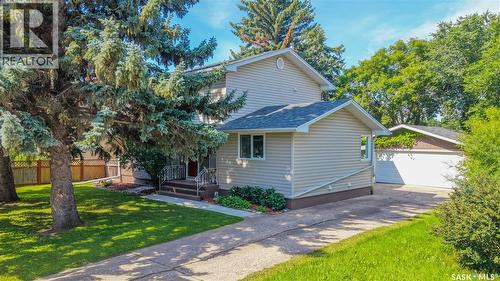 2902 Lacon Street, Regina, SK - Outdoor