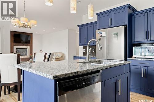 242 Pohorecky Street, Saskatoon, SK - Indoor Photo Showing Kitchen With Double Sink With Upgraded Kitchen