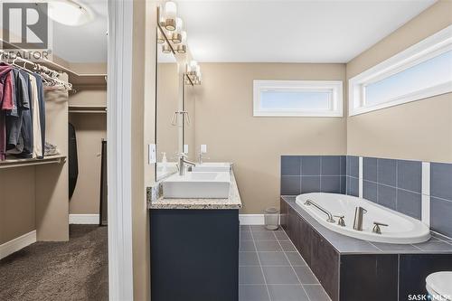 242 Pohorecky Street, Saskatoon, SK - Indoor Photo Showing Bathroom
