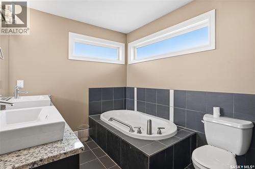 242 Pohorecky Street, Saskatoon, SK - Indoor Photo Showing Bathroom