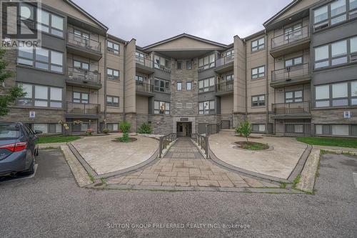 202 - 15 JACKSWAY CRESCENT  London North (North G), ON N5X 3T8