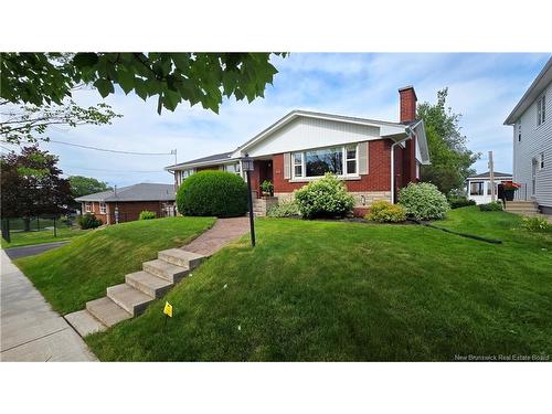 127 Coronation Dr, Moncton, NB 