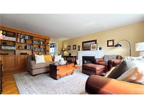 127 Coronation Dr, Moncton, NB 