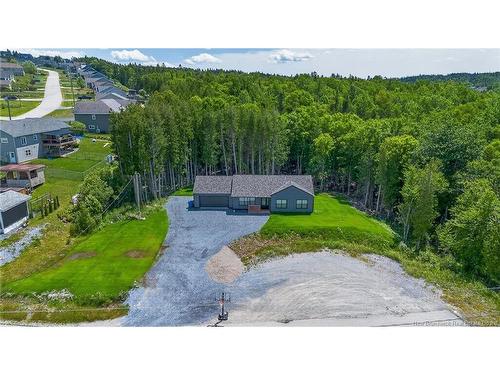9 Greystone Dr, Quispamsis, NB 