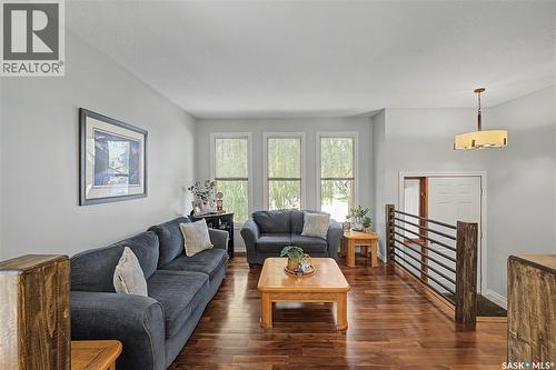 1791 Barton Drive, Prince Albert, SK - Indoor Photo Showing Living Room