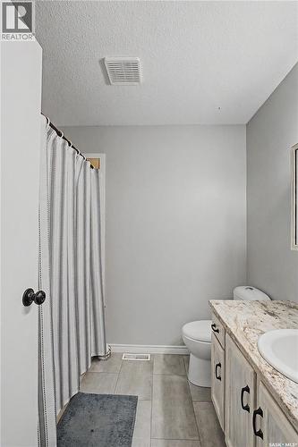 1791 Barton Drive, Prince Albert, SK - Indoor Photo Showing Bathroom