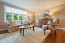 137 White Pine Crescent, Waterloo, ON  - Indoor Photo Showing Living Room 