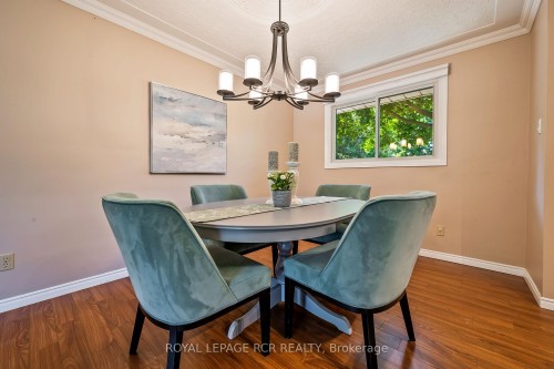 137 White Pine Crescent, Waterloo, ON - Indoor Photo Showing Dining Room