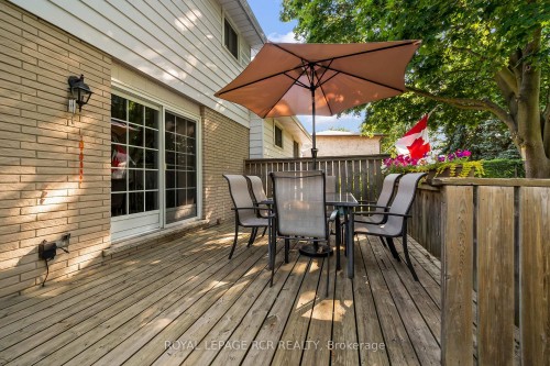137 White Pine Crescent, Waterloo, ON - Outdoor With Deck Patio Veranda With Exterior