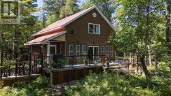 1075 LEONARD LAKE 2 ROAD  Muskoka Lakes (Monck (Muskoka Lakes)), ON P1L 0M5