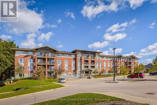 302 - 645 ST DAVID STREET S  Centre Wellington (Fergus), ON N1M 0A9
