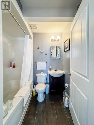 Apartment #2 - 465 Ville Marie Drive, Marystown, NL - Indoor Photo Showing Bathroom