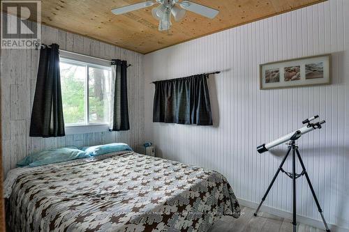 1053 Harrison Trail, Georgian Bay (Freeman), ON - Indoor Photo Showing Bedroom