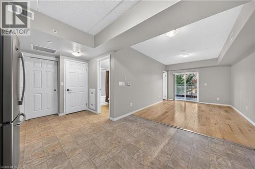 155 Water Street S Unit# 203, Cambridge, ON - Indoor Photo Showing Other Room