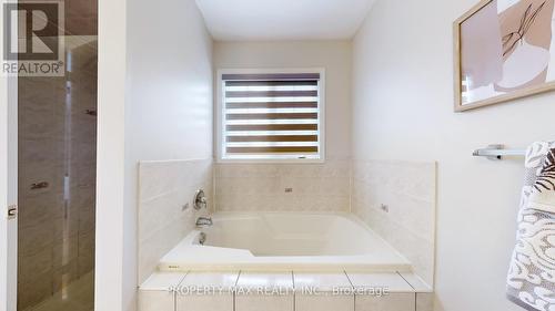 48 Elmrill Road, Markham, ON - Indoor Photo Showing Bathroom