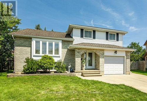 39 Bonnybank Court, Kitchener, ON - Outdoor