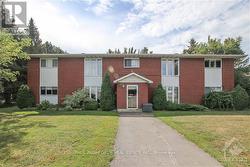 4 - 750 NOTRE DAME STREET Russell, ON K0A 1W0