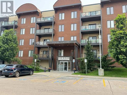 404 - 100 DEAN AVENUE  Barrie, ON L9J 0H1