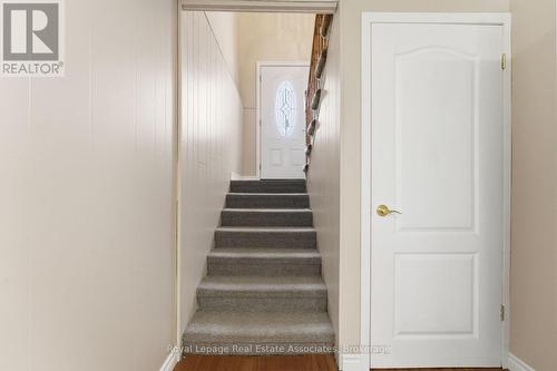 1069 Alexandra Avenue, Mississauga, ON - Indoor Photo Showing Other Room