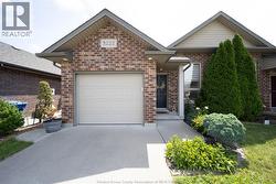 3222 SEVILLE AVENUE Windsor, ON N8N 0A4
