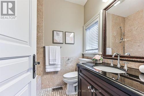 5 Westgrove Crescent, Toronto, ON - Indoor Photo Showing Bathroom