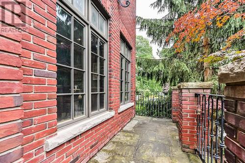 5 Westgrove Crescent, Toronto, ON - Outdoor