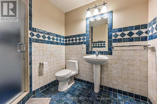 5 Westgrove Crescent, Toronto, ON - Indoor Photo Showing Bathroom
