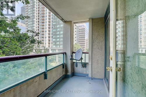 511 - 238 Doris Avenue, Toronto, ON - Outdoor With Exterior