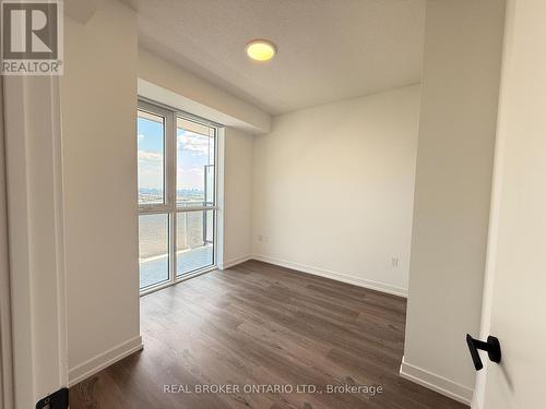 2507 - 28 Interchange Way, Vaughan, ON - Indoor Photo Showing Other Room