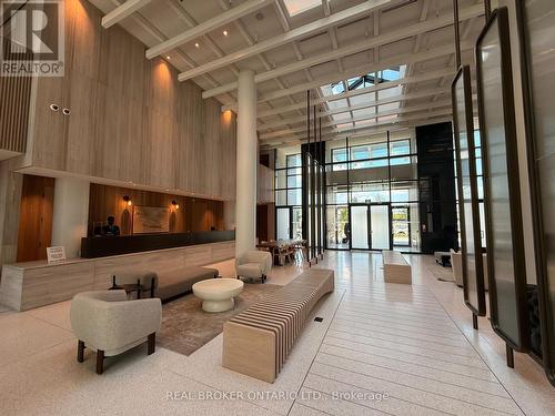 2507 - 28 Interchange Way, Vaughan, ON - Indoor Photo Showing Other Room