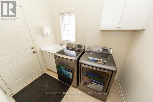 116 Riverwalk Drive, Markham, ON - Indoor Photo Showing Laundry Room