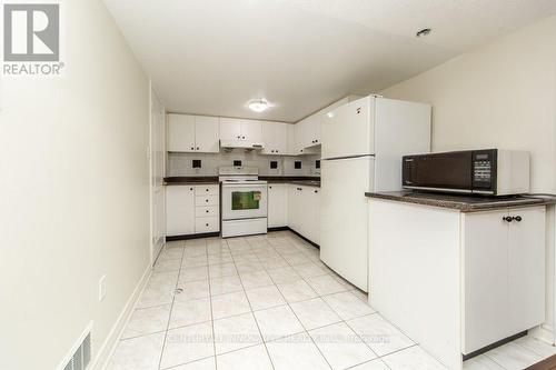 116 Riverwalk Drive, Markham, ON - Indoor Photo Showing Kitchen