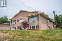 1014 Peoples RD  Sault Ste. Marie, ON P6C 3W2