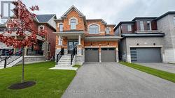 33 MARLENE JOHNSTON DRIVE East Gwillimbury, ON L9N 0W7