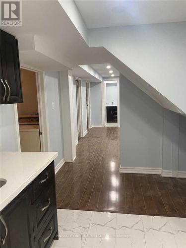 21 GOOD ROAD , Toronto, Ontario M1C 3W8 5