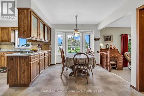 5257 Cliff Road, Lambton Shores, ON - Indoor