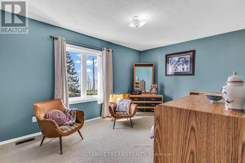 5257 Cliff Road, Lambton Shores, ON - Indoor