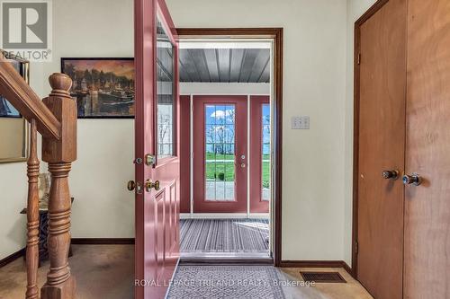 5257 Cliff Road, Lambton Shores, ON - Indoor Photo Showing Other Room
