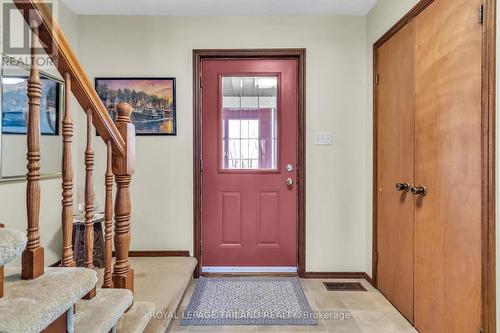 5257 Cliff Road, Lambton Shores, ON - Indoor Photo Showing Other Room