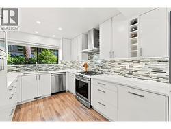 1079 LILLOOET ROAD  North Vancouver, BC V7J 3H7