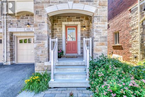 486 Silver Maple Road, Oakville, ON - Outdoor