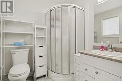 Ensuite Bathroom - 
