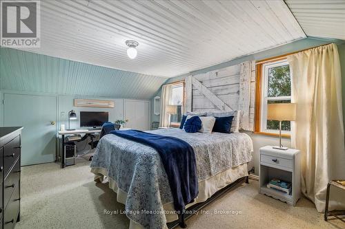 11024 First Line Nassagaweya, Milton (Moffat), ON - Indoor Photo Showing Bedroom