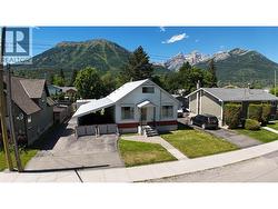 1041 4th Avenue  Fernie, BC V0B 1M0